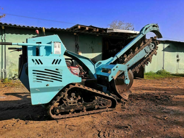 Услуги мобильного траншеекопателя Vermeer RTX-250