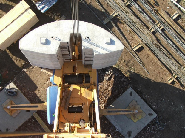 Услуги подъёмного крана Potain IGO T85