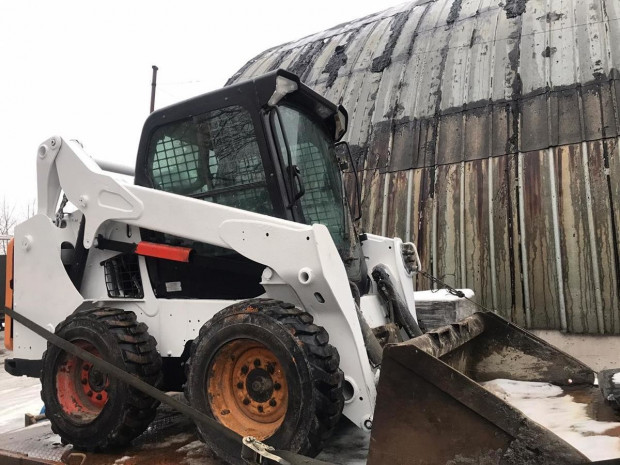 Услуги аренды мини-погрузчика BOBCAT